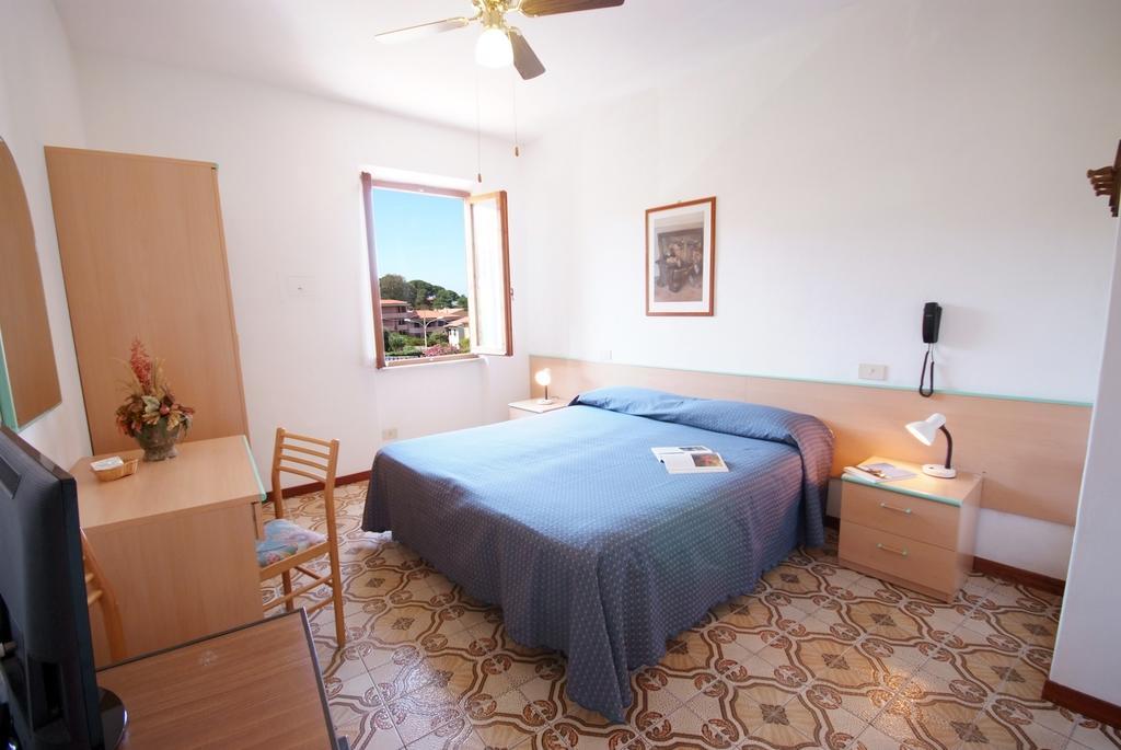 Hotel Anselmi Marciana Marina  Zewnętrze zdjęcie